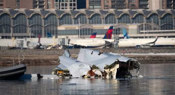 Sự Cố Cháy Động Cơ Máy Bay United Airlines Ở Houston Gây Chấn Động Ngành Logistics