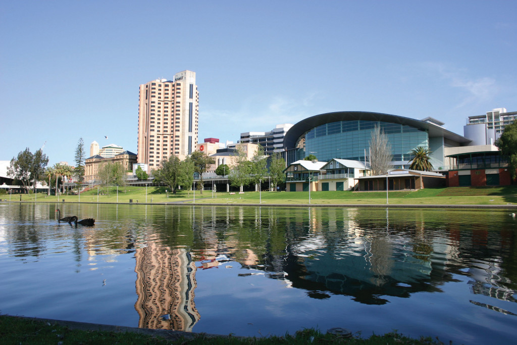 sân bay Adelaide
