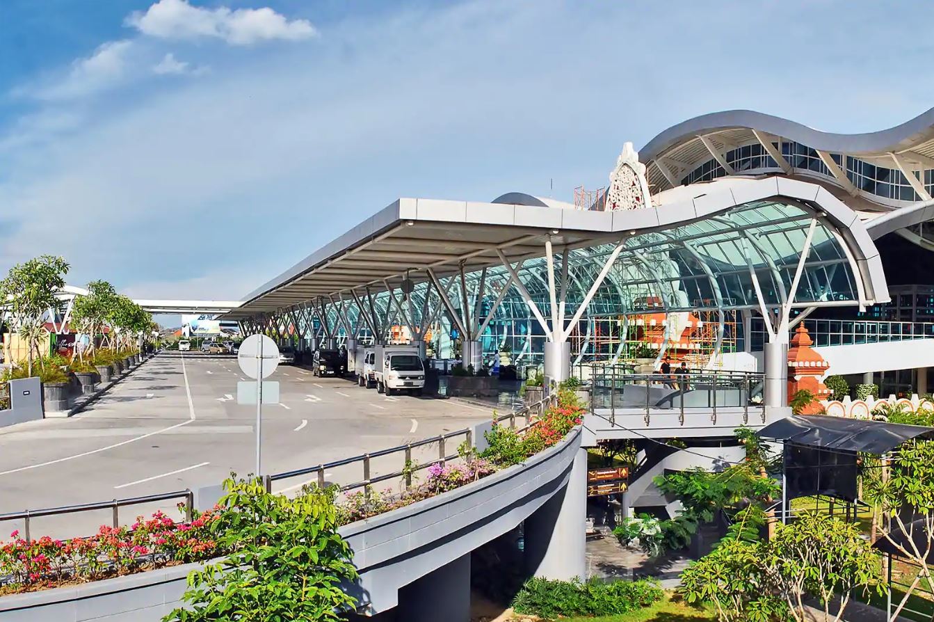 Sân bay quốc tế Husein Sastranegara