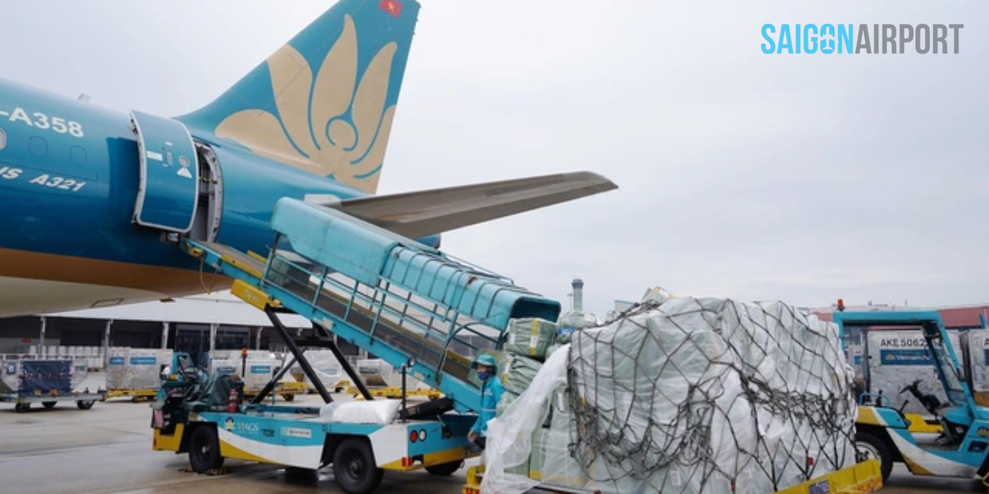 Full-Service Cargo Booking with Sai Gon Airport